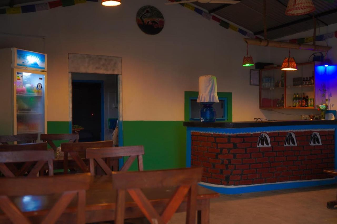 Bamby Chilling House - Feel The Nature Sauraha Exterior photo